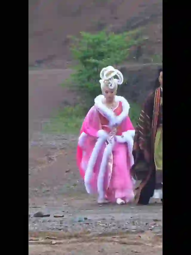 毛绒绒是为了让这个人物更加立体吗导演