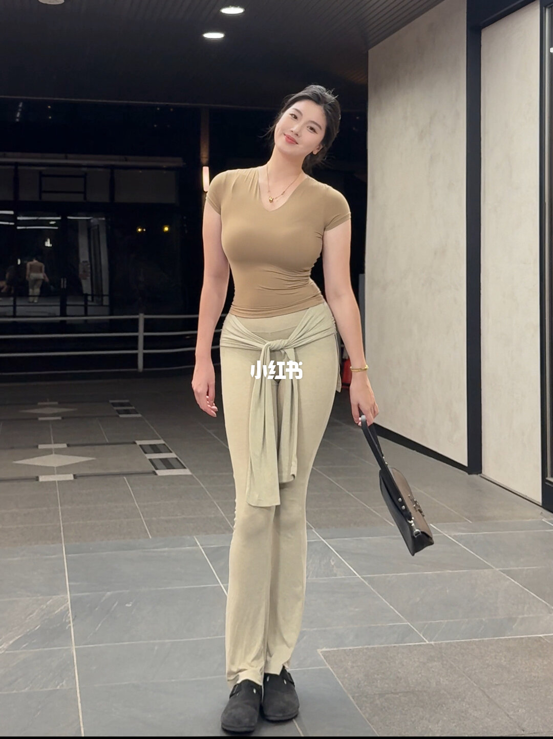 #高个子穿搭[话题]# #182沁纯[话题]##微胖[话题]##圆脸[话题]#